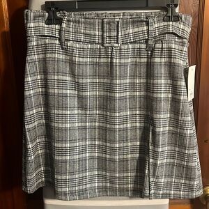 SO plaid skirt with attached belt